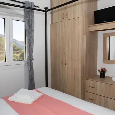 Nyaraló Leros Sea View 1 *