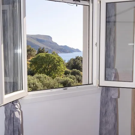 Leros Sea View 1 Λακκί